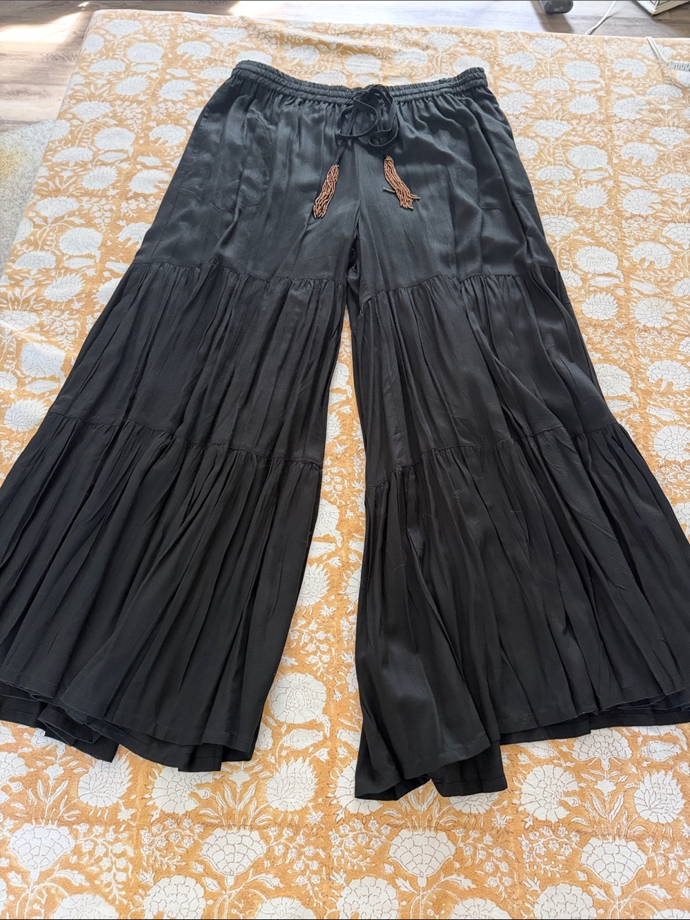 Aratta XL NWT Black Tiered Wide-Leg Palazzo Pants beaded Tassel Drawcord pockets
